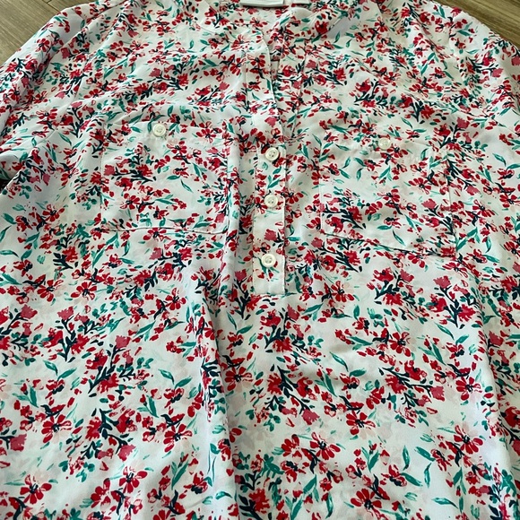 Floral Women’s Blouse - Picture 5 of 11